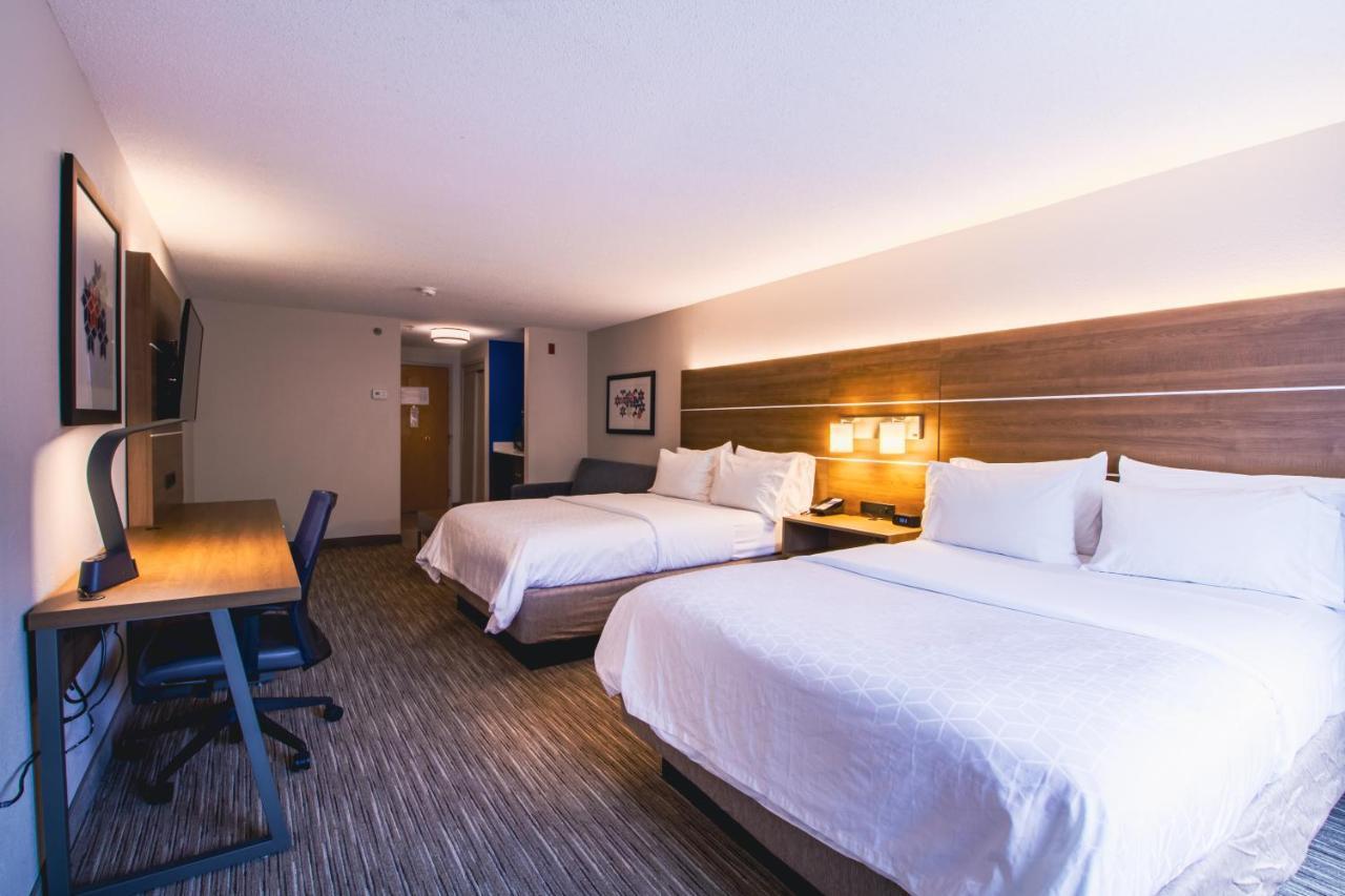Holiday Inn Express & Suites - Lincoln East - White Mountains By Ihg Екстериор снимка