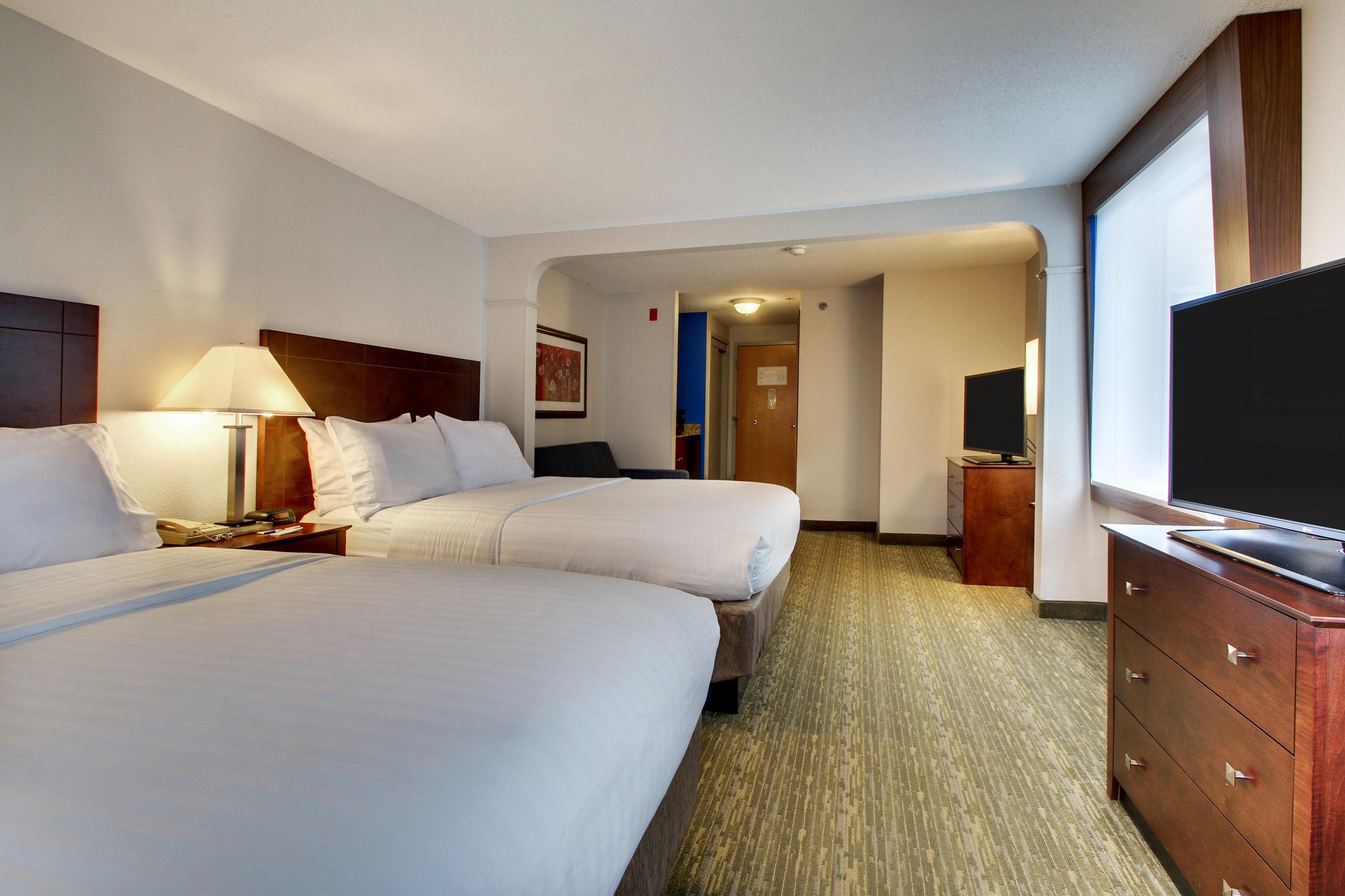 Holiday Inn Express & Suites - Lincoln East - White Mountains By Ihg Екстериор снимка