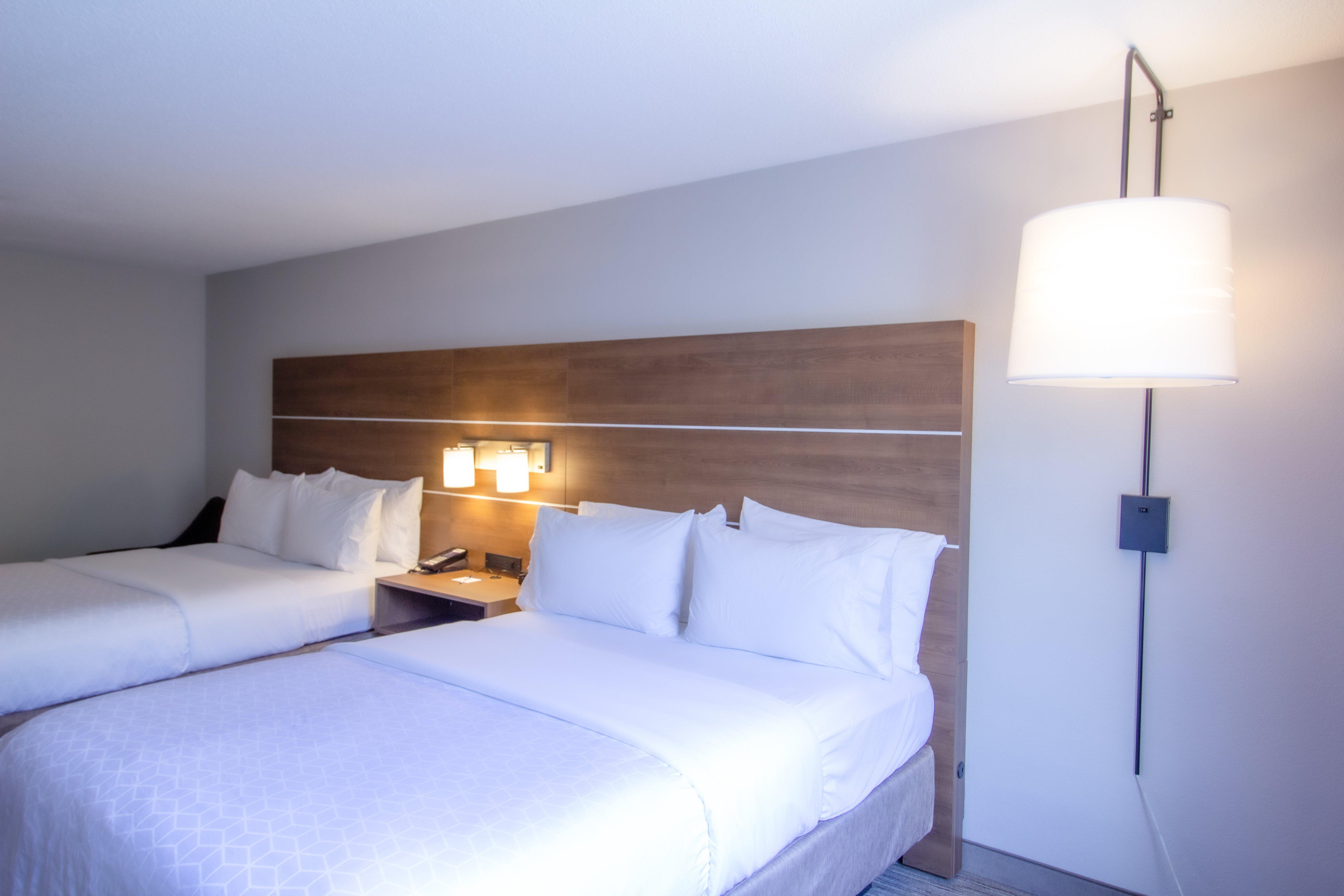 Holiday Inn Express & Suites - Lincoln East - White Mountains By Ihg Екстериор снимка